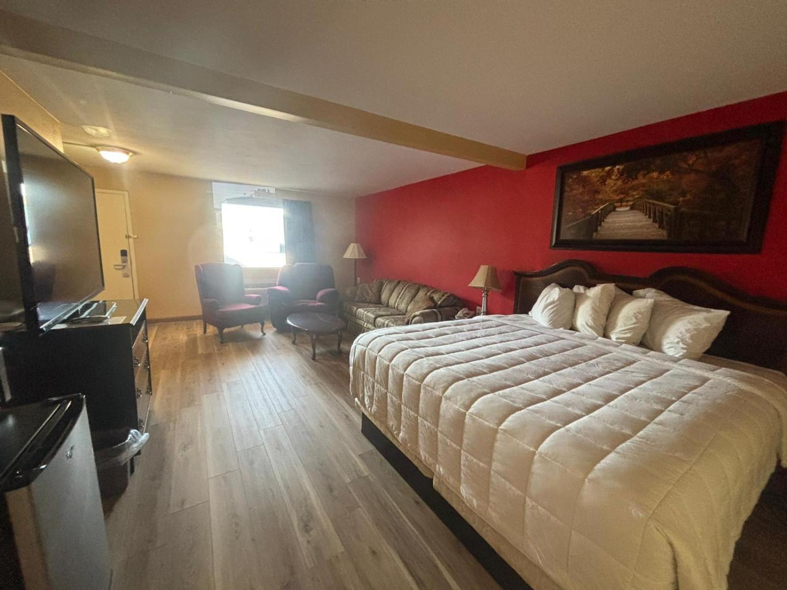 Economy Inn & Suites Harrisburg エクステリア 写真